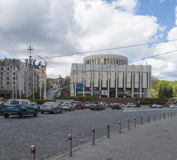 Рух Європейською площею та мостом Патона обмежать у Києві