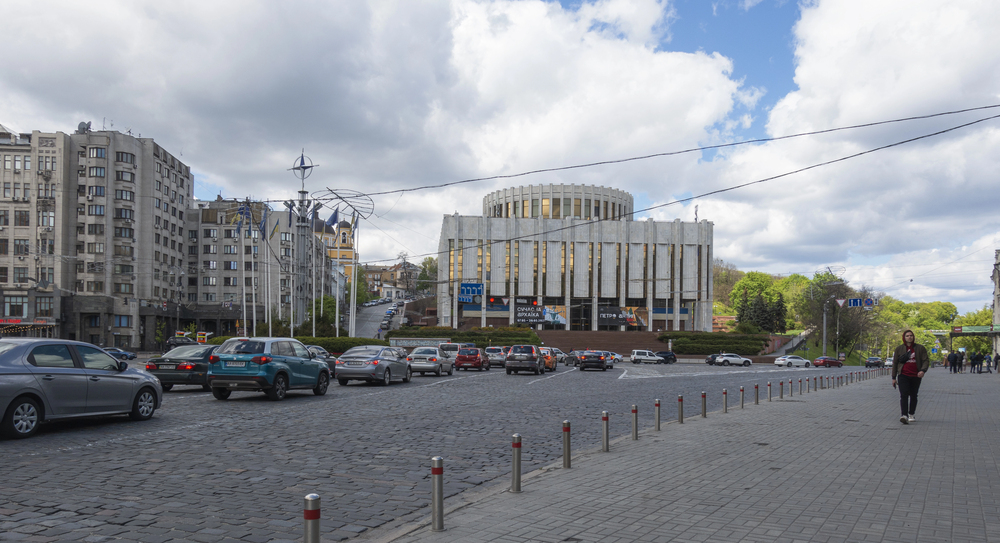 Фото до статті