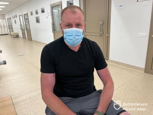«На 39-й день я самостійно вийшов на прогулянку». Історія захисника, якого після опіків 50 % шкіри крок за кроком повертають до життя в реабілітаційному центрі Дніпра - 29.10.2026