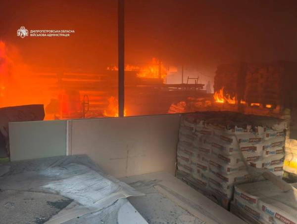 Фото наслідків ворожої атаки