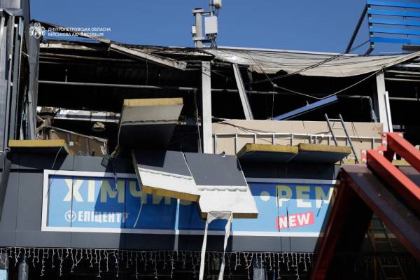 росіяни понад 40 разів атакували Дніпропетровщину: одна людина загинула, шестеро поранені - 12.10.2026