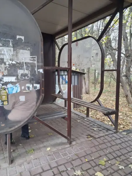 У Львові понищені зупинки громадського транспорту