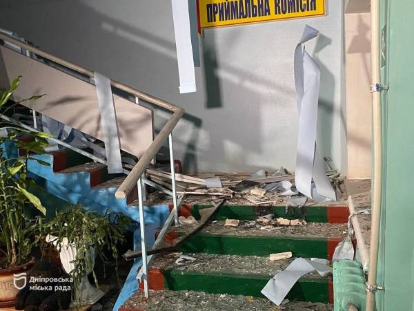У Дніпрі внаслідок атаки рф увечері 29 жовтня пошкоджено гуртожиток: вибито понад 50 вікон - 29.10.2026